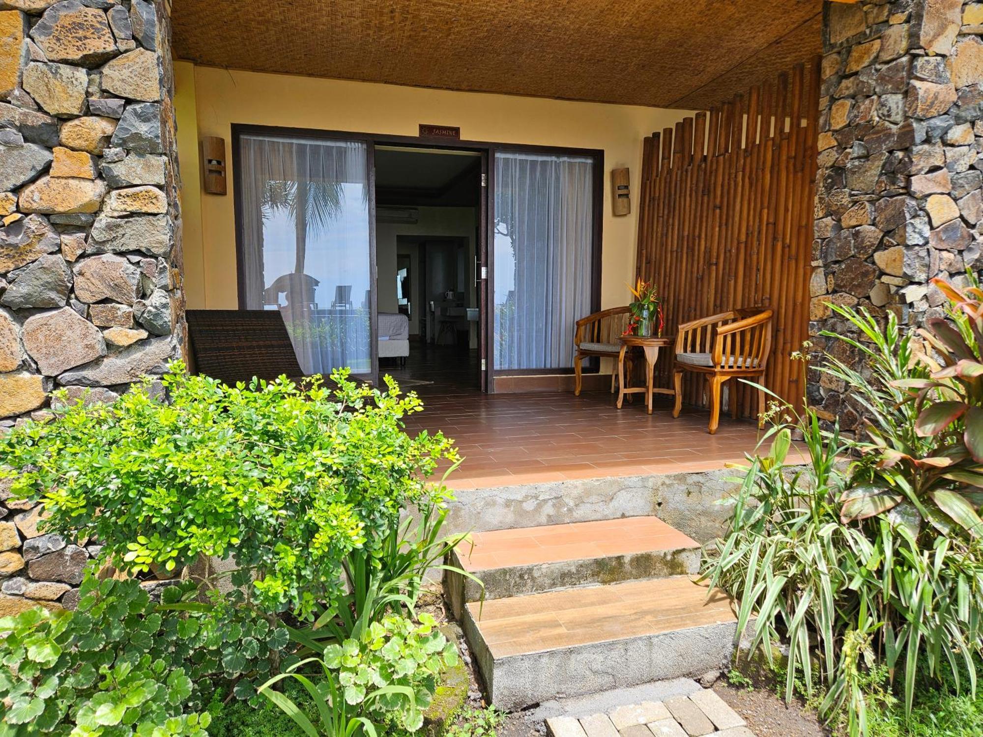 Sunsethouse Lombok Hotel Mangsit Exterior photo