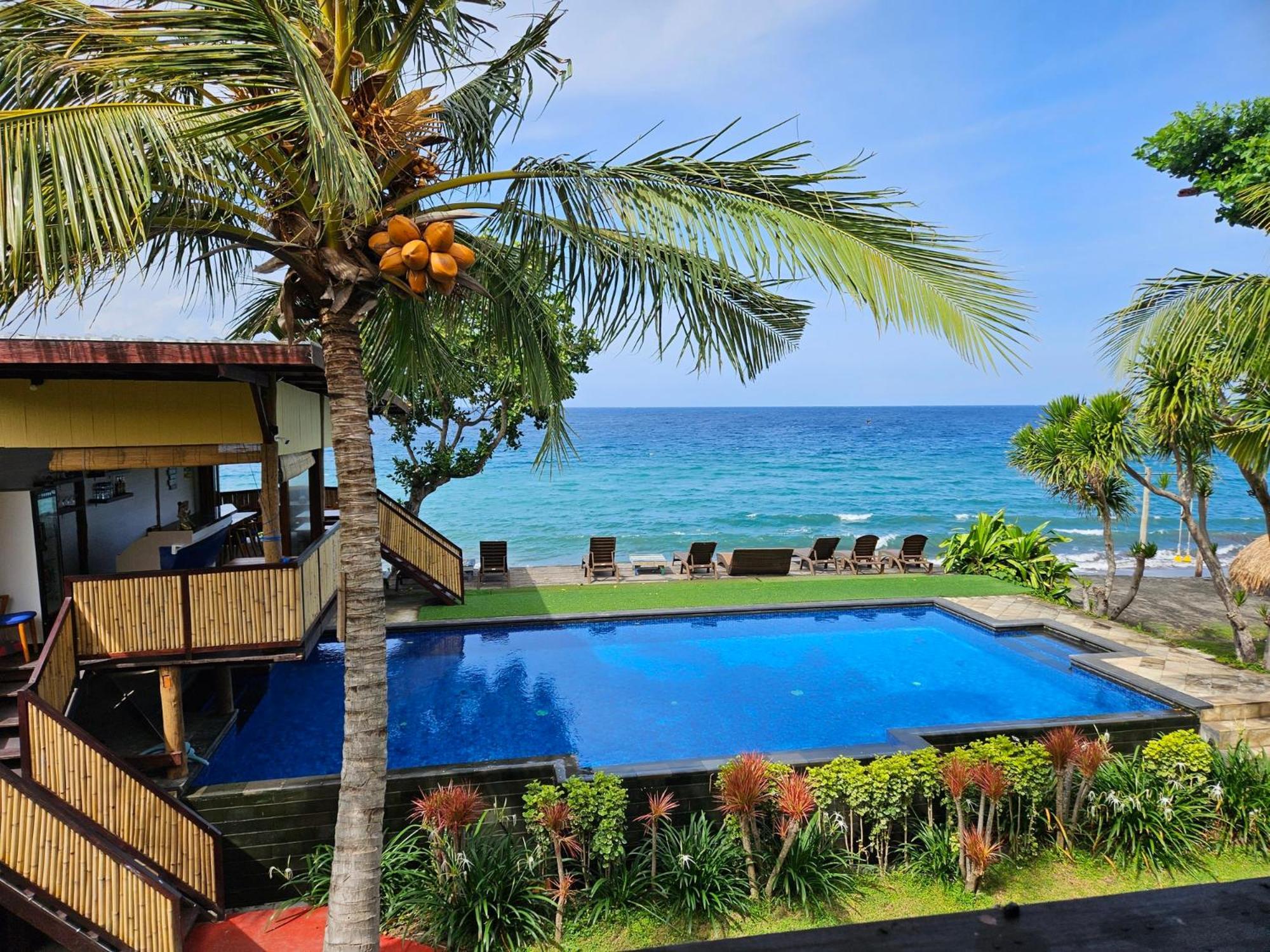 Sunsethouse Lombok Hotel Mangsit Exterior photo