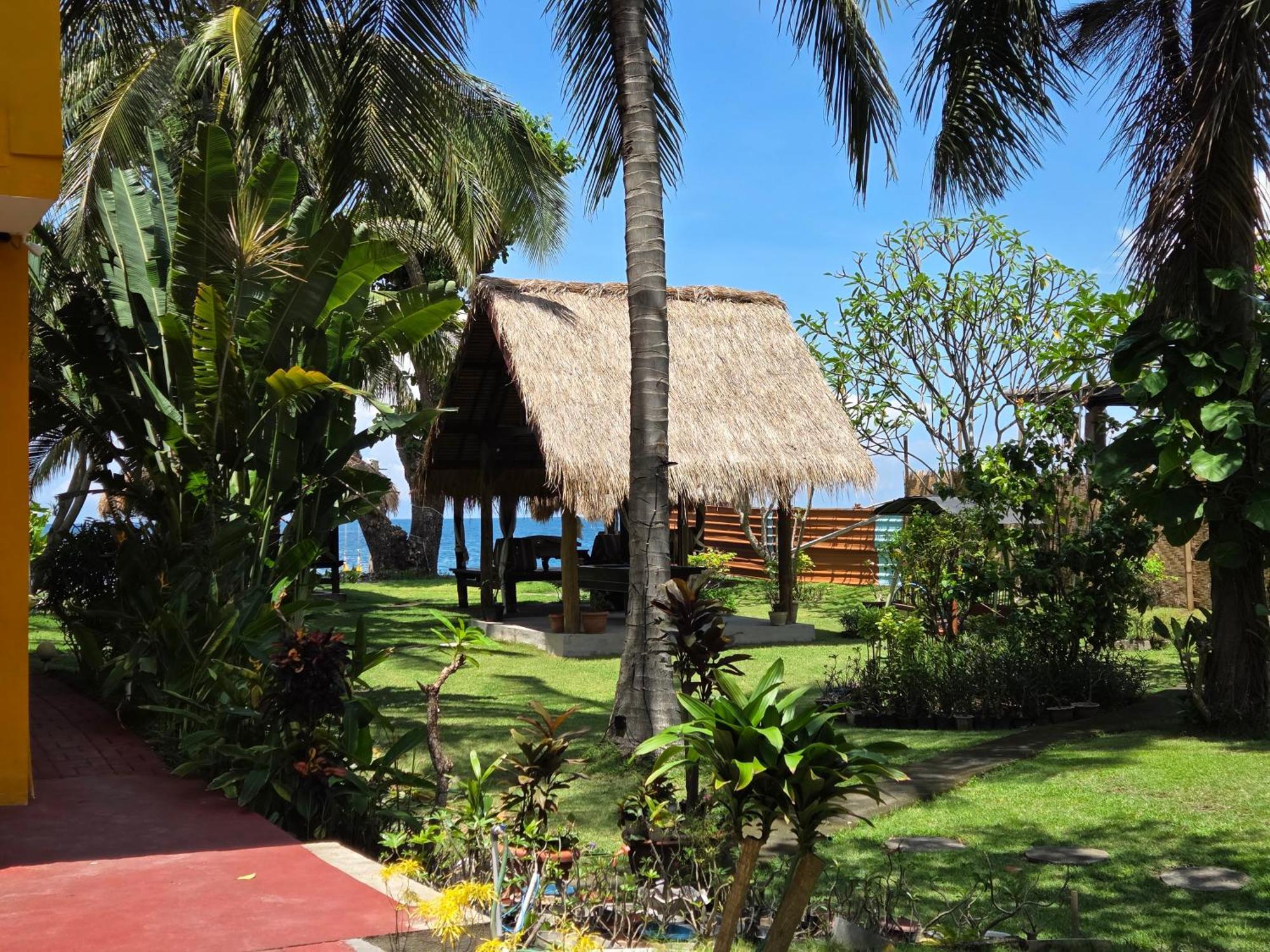 Sunsethouse Lombok Hotel Mangsit Exterior photo